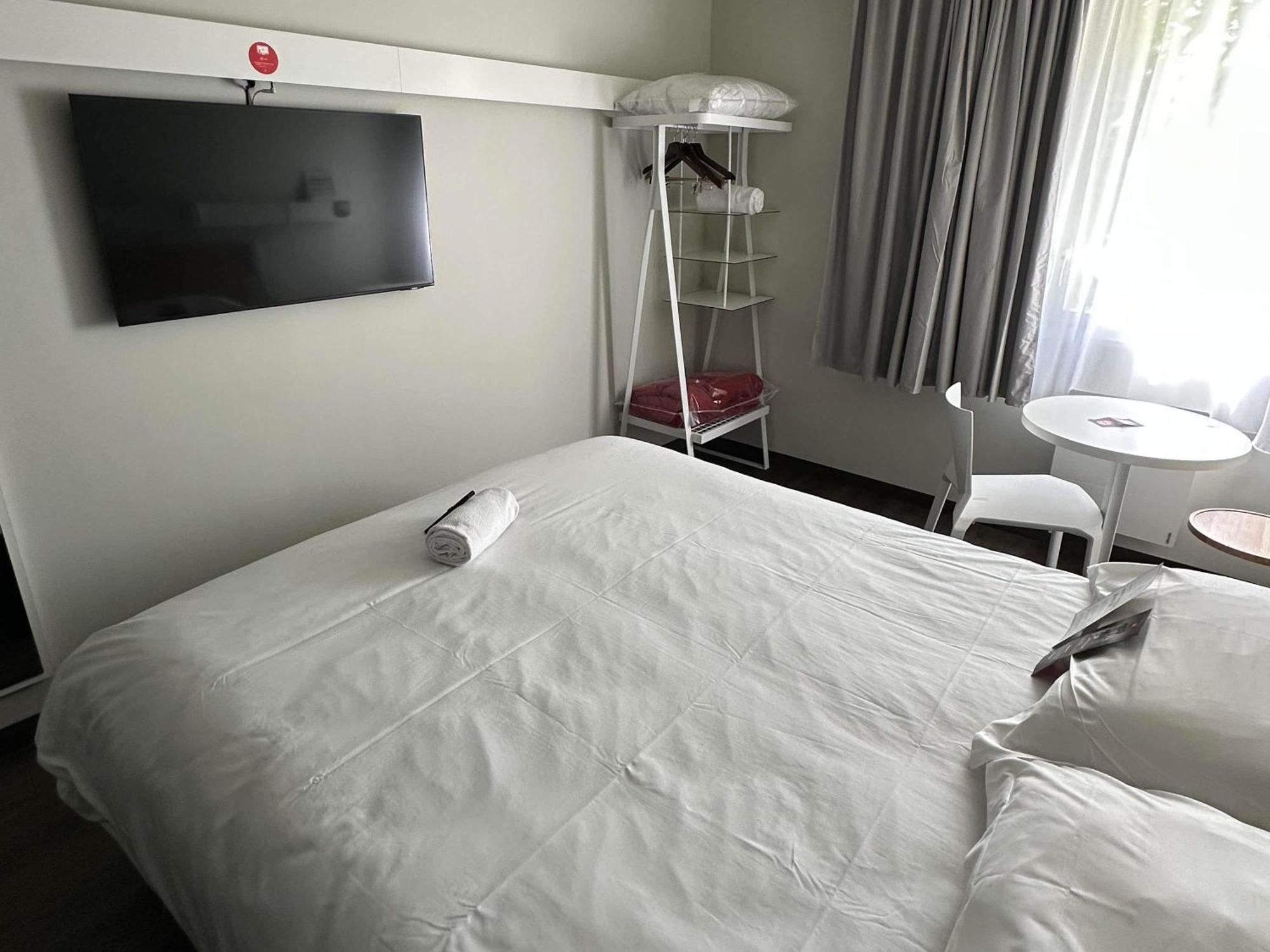 ibis Abbeville Buitenkant foto
