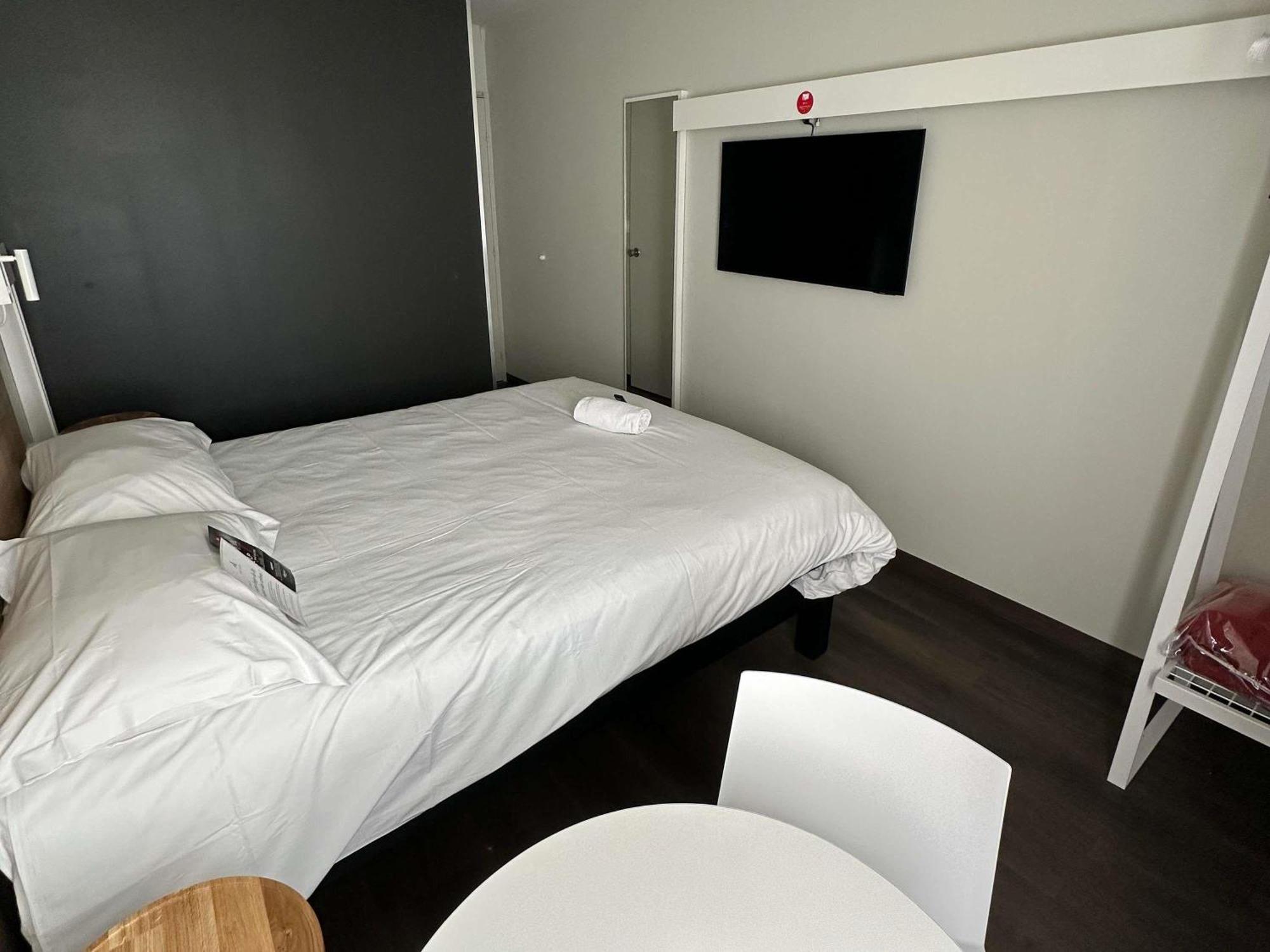 ibis Abbeville Buitenkant foto