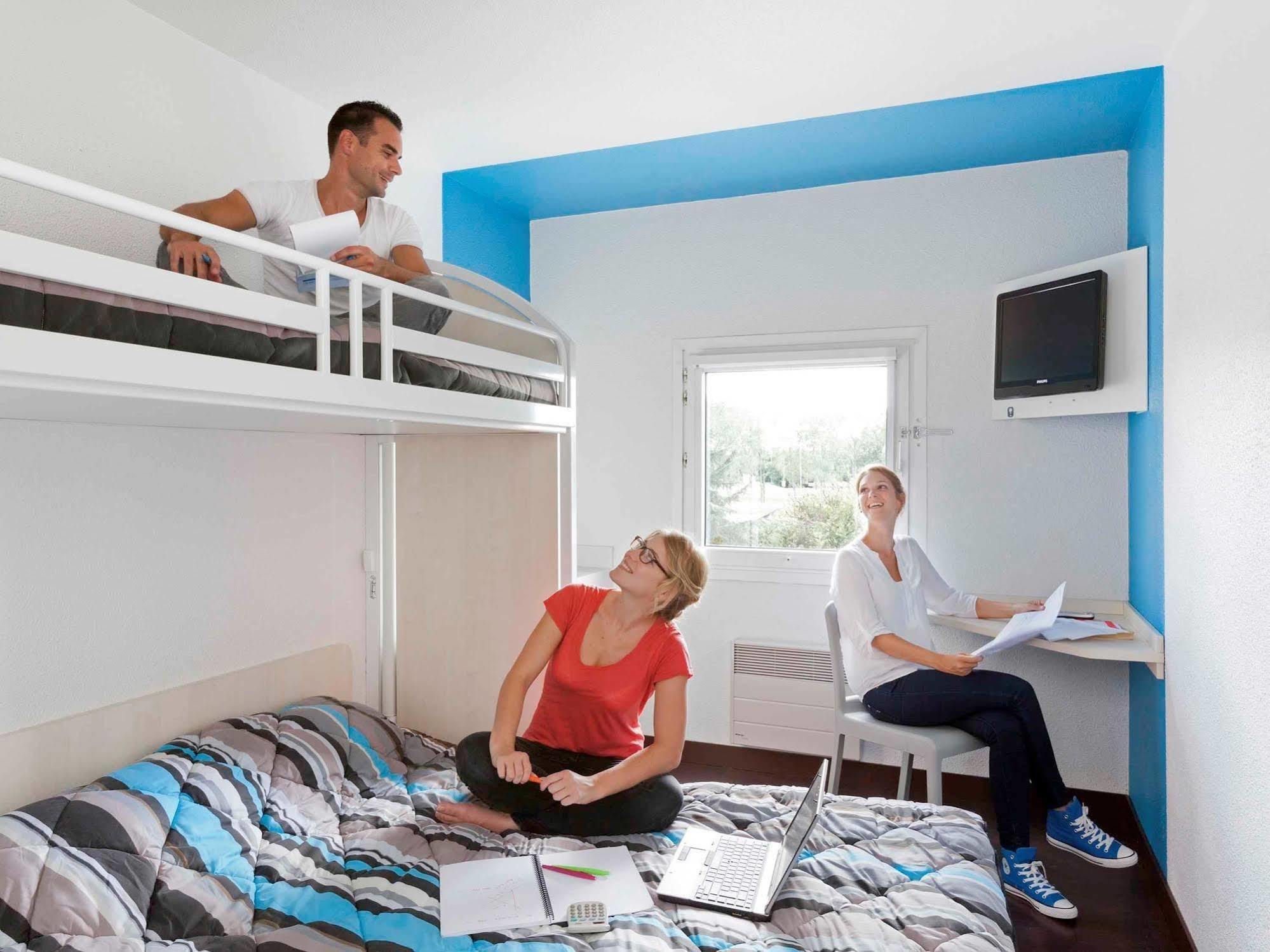 ibis Abbeville Buitenkant foto
