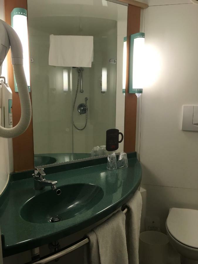 ibis Abbeville Buitenkant foto