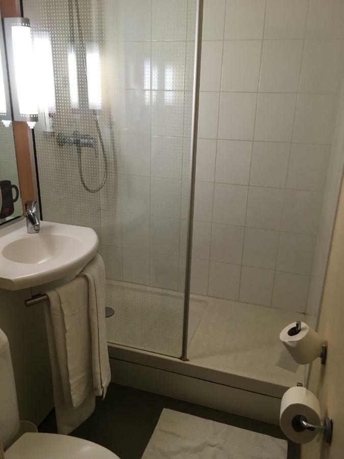 ibis Abbeville Buitenkant foto